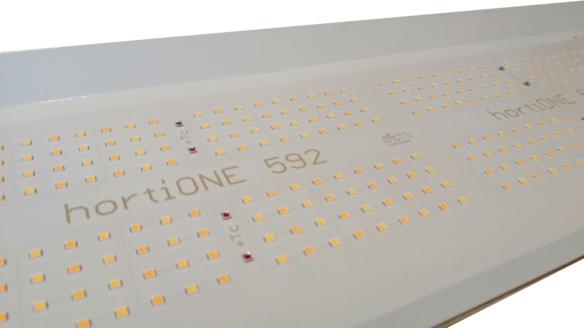 hortiONE 592 LED Pflanzenlampe 190W Detaill